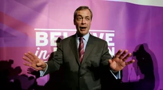 Fica sa ohľadom utečencov zastal najväčší euroskeptik Nigel Farage