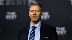 Legendárni útočníci chcú zrušiť ofsajd. Tvrdia, že to zatraktívni futbal