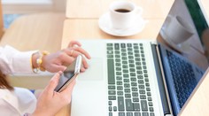 O koľko percent by ste boli produktívnejší v práci, keby ste nemali mobil?