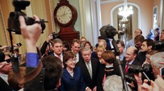 Shutdown by mal skončiť: Senátori v USA sa dohodli na obnovení financovania úradov