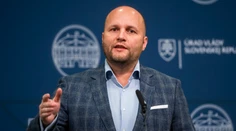 Naď: Ak by sme Ukrajine dali stíhačky, neboli by sme v NATO prví