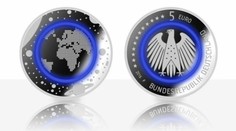 Nová 5-eurová minca žne úspech, ľudia na ňu čakali v radoch