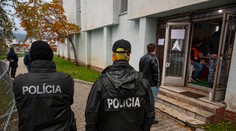 Mali pozitívny test a išli sa inam znova otestovať. Oboch chytila polícia