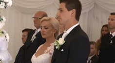 Boli sme na svadbe hokejistu Záborského. Toto je jeho krásna nevesta