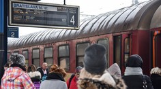 Od decembra budú rýchliky jazdiť po novom. V štyroch mestách nezastavia, cesta z Bratislavy do Košíc by mala byť rýchlejšia