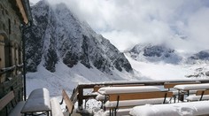 Začala sa jeseň a v Alpách už otvárajú lyžiarsku sezónu. Platia isté obmedzenia