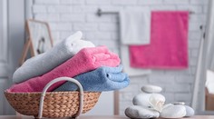 Ako často prať a kedy vymeniť uteráky? Dôležité je aj miesto, kde sú zavesené