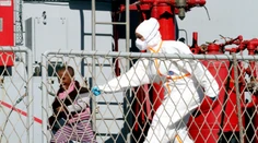 Počas víkendu zachránili v stredozemnom mori 5800 migrantov