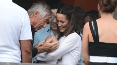Prvé foto: Pippa Middleton ukázala rozkošného synčeka Arthura