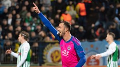 Góly budú musieť dávať iní, Čavrič odchádza. Rusi už zverejnili, koľko Slovanu zaplatia