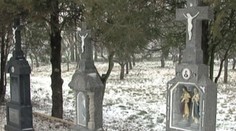 Vo Veľkých Kozmálovciach vznikla netradičná galéria. Vystavujú pomníky