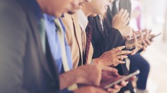 Telefonovanie a SMS do zahraničia od budúceho roku zlacnie. Pozrite si nové ceny