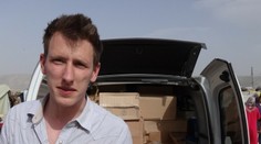 Humanitárny pracovník, ktorému IS na videu hrozí odrezaním hlavy, poslal list rodičom