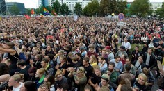 Na koncert proti pravicovému extrémizmu v Chemnitzi prišlo najmenej 65-tisíc ľudí
