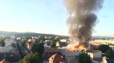 Veľký požiar v Piešťanoch! Horelo viacero objektov