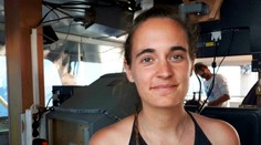 Kapitánka lode s migrantmi zažaluje Salviniho