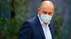 Nahnevaný Sulík po odchode z vlády: O lockdowne rozhodne Mikas, opatrenia prídu veľmi skoro