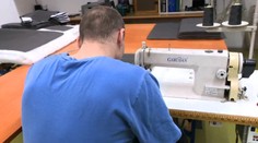 Práca za mrežami: Väzňov v zariadení v Banskej Bystrici sme sa pýtali, aký majú plat a či si dokážu ušetriť