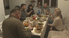 Vianoce na Ukrajine sú ako smiech cez slzy. Štáb Markízy dostal pozvanie k sviatočnému stolu v Charkove