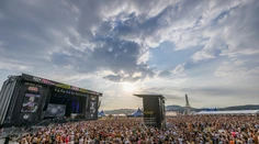 Festival Pohoda je v plnom prúde. Hudobný program odštartovala jedna z našich najpopulárnejších kapiel