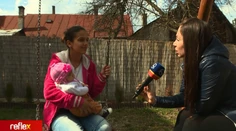 Namiesto chodenia do školy dojčí svoje dieťa. Linda má len 12 rokov!