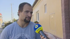 Lietadlo sa zrútilo za domom bývalého hasiča. Opisuje chvíle krátko po tragédii, neváhal ani sekundu