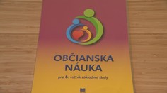 Učebnicu občianskej náuky, ktorá učí o rozvrátených rodinách, nestiahnu. Rezort však avizuje zmeny