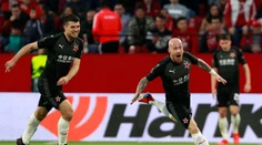 Európska liga: Chelsea a Neapol s hladkými víťazstvami, Stochovo gala v Seville