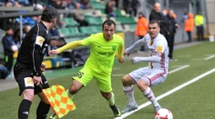 Káčer nahradil v nominácii zraneného Hromadu