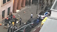 Vojaci v Bruseli postrelili muža, ktorý na nich zaútočil nožom