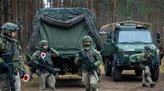 Na poľsko-bieloruskej hranici, kde uviazli stovky migrantov, zomrel poľský vojak