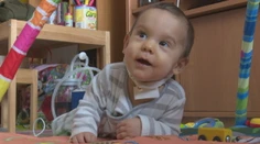 Mama z Lučenca musela oživovať ročné dieťatko už 70-krát, lekári sú stále bezradní