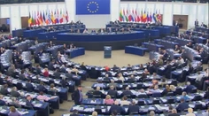 Europoslanci odhlasovali, že Rusko je štát podporujúci terorizmus