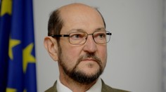 Europoslanec Zala: Cameron nám tri a pol roka liezol totálne na nervy