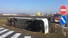 Havária autobusu v Tornali: Osem zranených skončilo v nemocnici