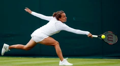 Strýcová je už vo wimbledonskom šestnásťfinále