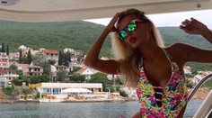 Manželka miliardára sa posťažovala, že jej útok v Nice pokazil výlet na jachte