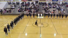 Nemá ani nohy, ani ruky a aj tak si ide za snom. Tancuje s roztlieskavačkami