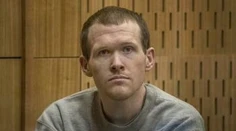 Nemilosrdný vrah z Christchurch, ktorý zabil 51 ľudí, sa prvýkrát pozrel do tvárí pozostalým