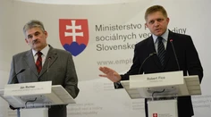 Richter navrhol, aby starí uvoľnili miesto mladým. Fico ho zrušil