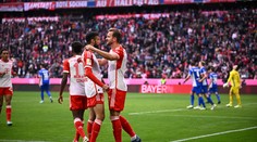 Frajer na záver: Kane je nebezpečný v každej časti ihriska. Brankára zaskočil strelou z polovice