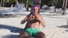 Príbeh muža, ktorý sa len tak nevidí. Z lúzra sa stal "balič" žien