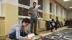 Pred protestami hľadali policajti v bratislavskej Cvernovke cudzincov: Tu je dôvod