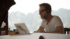 Harry Hole je späť. Ženatý a šťastný...