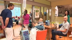 Deťom s rakovinou svitá na lepšiu starostlivosť. Tá vraj na Slovensku chýba