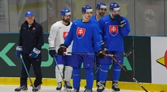 Ramsay spravil zmeny, rozdelil i zámorskú obranu. Slovenská zostava proti Kazachstanu je známa