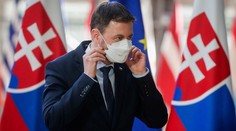 Premiér Heger dostane v sobotu prvú dávku vakcíny proti koronavírusu