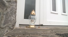 Po útoku nožom na východe Slovenska zomrela žena, v putách skončil jej manžel