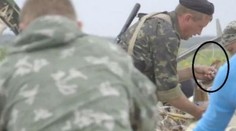 Ohavný čin neľudskosti! Separatista kradne zlatý prsteň obete letu MH17