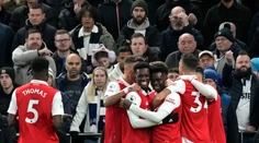Ešte nie je koniec. Arsenal si vychutnal derby s Chelsea a opäť sa vyšvihol pred City
